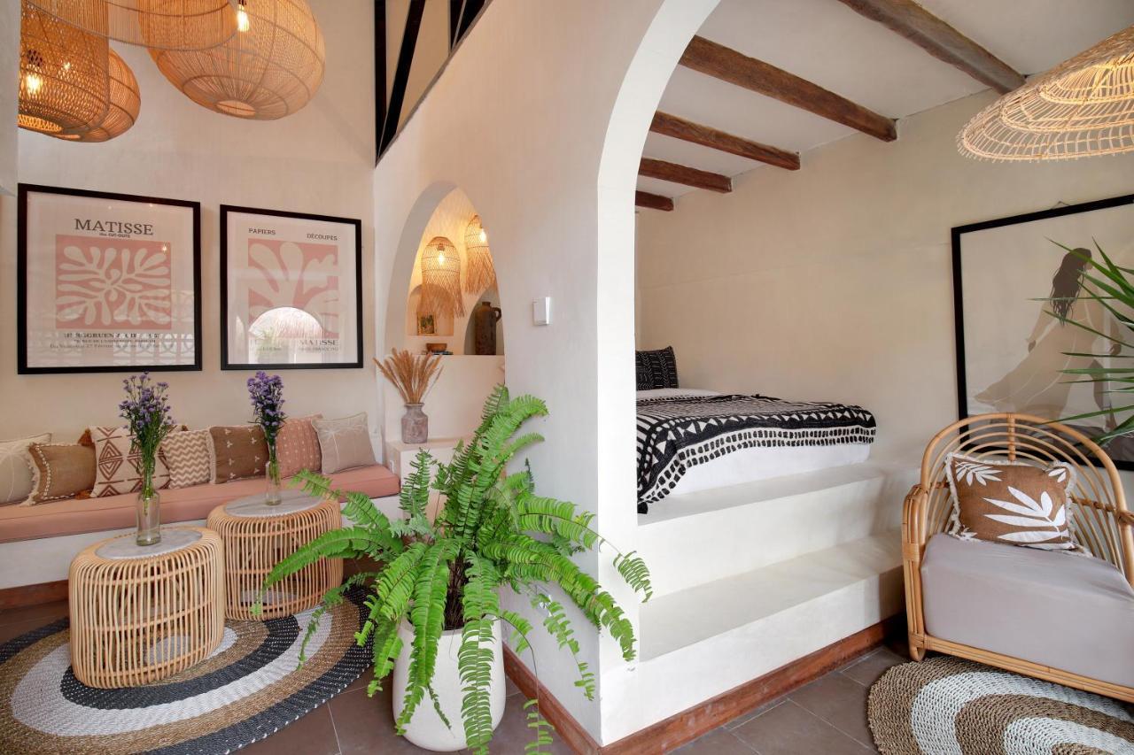 Seminyak Beach Bungalow Studio Villa 1 With Private Pool Sbb1 Екстериор снимка